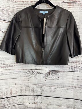 Antonio Melani jacket womens Sz S Black genuine Leather Cropped Black Zip up